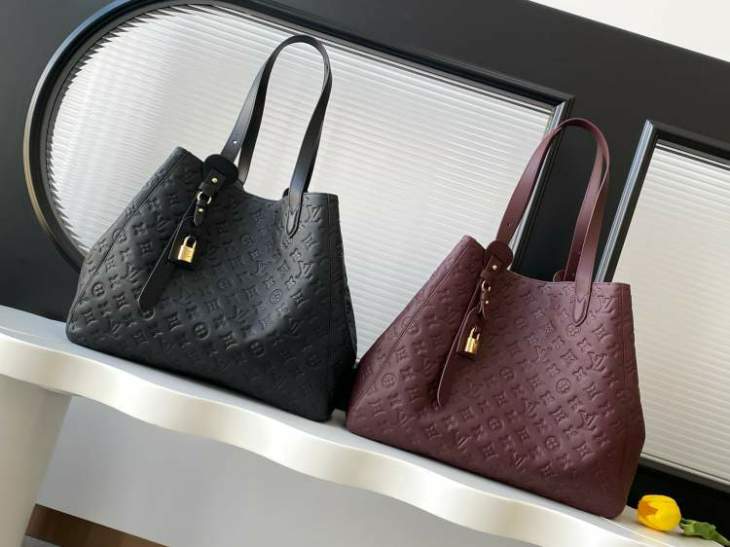 Picture of Louis Vuitton Handbags _SKUfw218530439fw